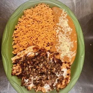 a plate of mexican food