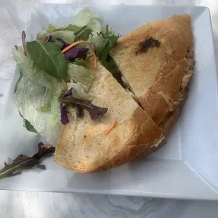 Dio Modern Mediteranean