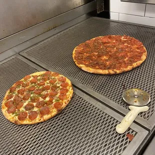 505 and Extra pepperoni