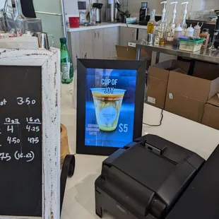 Saffron cardamoma Latte