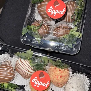 4 milk chocolate strawberries (top box)  4 Count sampler (milk chocolate, strawberry shortcake, cookies and cream) - bottom box