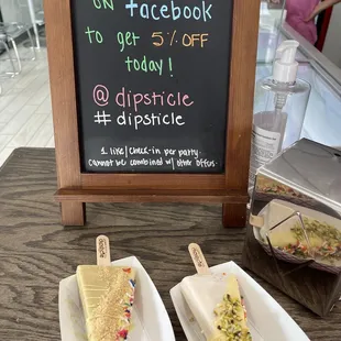 Pistachio &amp; Birthday cake dipsticle