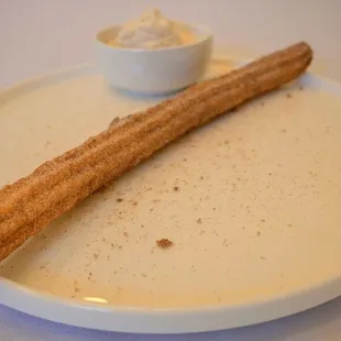 CHURROS w/ HORCHATA WHIP