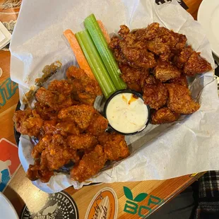 Spicy Garlic Wings and Seoul Wings boneless