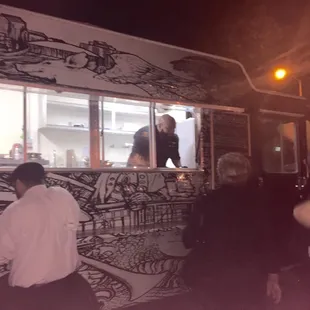 Dirty Dishes Nola is an amazing food truck that catered my friends wedding
