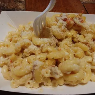 Dirty mac - gouda mac and cheese with crawfish and turkey tasso