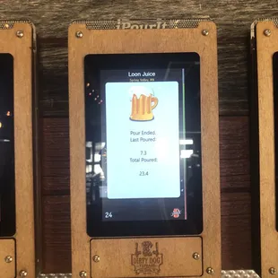 Digital signage shows the amt of your pour