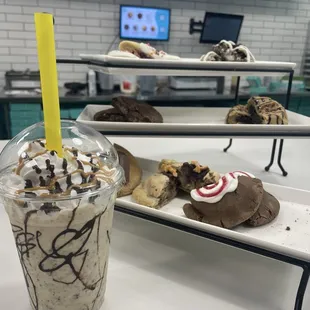 Cookie lineup and reverse milkshake