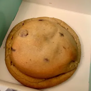 Chocolate Chip Cookie