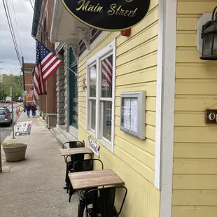 tables and chairs outside a restaurant