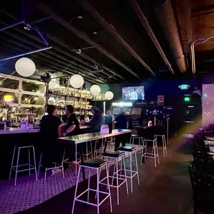 Overview of the bar - such a cool atmosphere!!