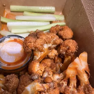 cauli &quot;wings&quot; - there&apos;s no batter, they&apos;re not fried and I heard the crunch of warm/raw cauliflower.