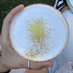 Cocktail dusted with gold
