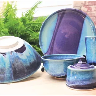 Petunia Jade - One of four standard glaze combinations for our Kitchen + Table collection. Shop in-store for full options!