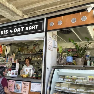 The cart itself with Linda assisting a customer