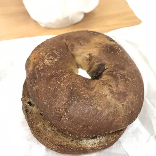 Cinnamon &amp; raisin bagel with cream cheese