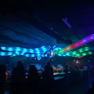 Bar and the Puss