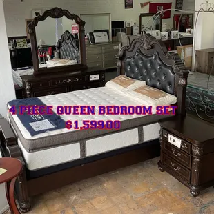 Queen and King in stock