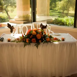 sweetheart table