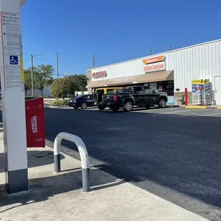 Don't let the parking lot fool ya!!!