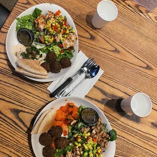 Med Salad Chicken Shawarma w/ Falafel, Spiced Carrots &amp; Walnuts, Med Salad Chicken Kebab w/ Falafel, Hummus  @lesminaddio