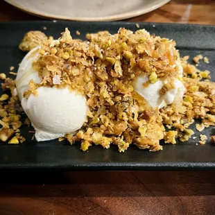 Baklava w/ vanilla bean gelato