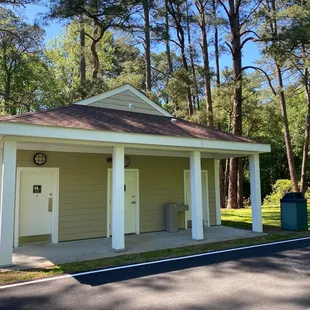 Mid-point rest and picnic area