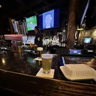 sushi and sashimi, interior