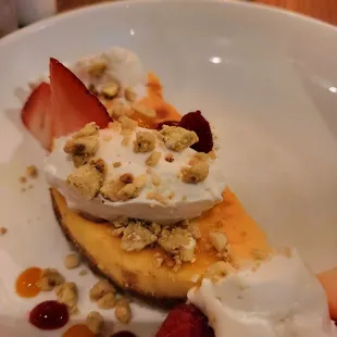 Mascarpone cheesecake with gingersnap crust - Excellent!