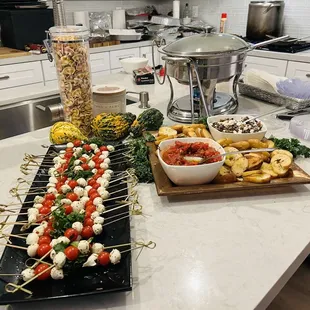 Caprese and bruschetta