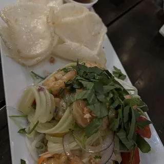 Papaya Salad with Grilled Shrimp