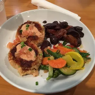 Salmon Cakes with veggies and potatoes. It was the special, SOOO YUM and flaky