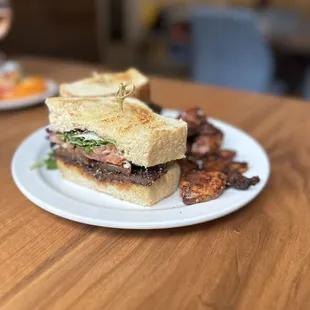 BLT