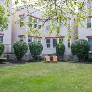 Market Mohawk Courtyard