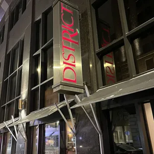 a view of the outside of a restaurant