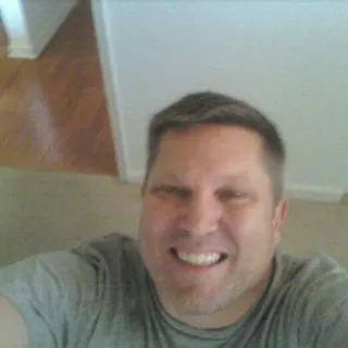 Dan M.