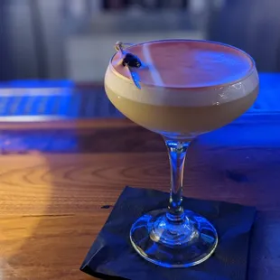 Whiskey sour with makers