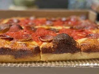 Emmy Squared Pizza - Alexandria