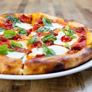 Margherita Pizza**