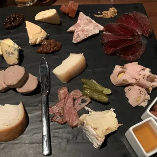 Chef's Tasting Plate*