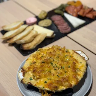 Mac n' Cheese