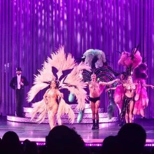 Finale where you can pull out phones to take a pic