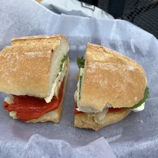 Roasted red pepper caprese sandwich