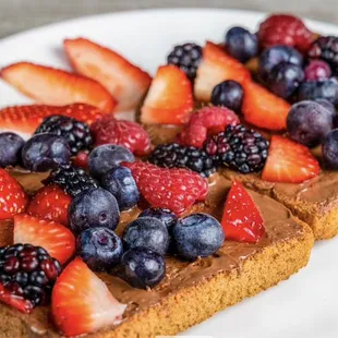 Nutella Berry Toast