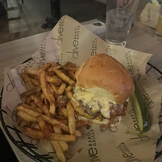 Bacon Gouda Burger