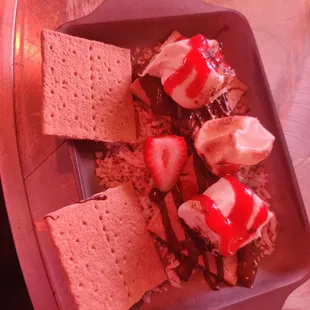 Strawberry s'mores dessert