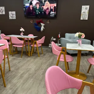 The restaurant very clean neat everything in place