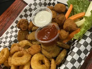Amigos Burgers and Beer