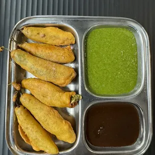 Chilli Peanut Pakoda