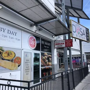 outside, ramen and noodles